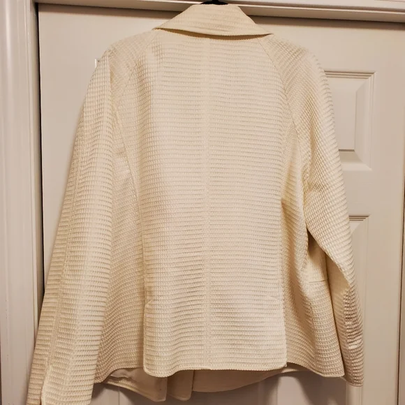 Talbots Winter White Double-Breasted Jacket 22W EUC - Picture 9 of 12